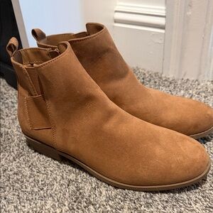Men's Tan Suede Ankle Boots
